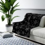 Sherpa Fleece Snow Flake Blanket (Black) - Image 8