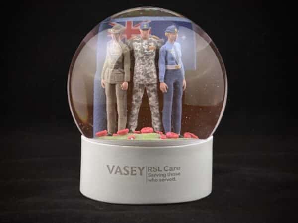Vasey-Snow-Globe_4948 Medium