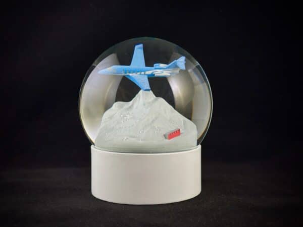 captain-jet-snow-globe_5204 Large